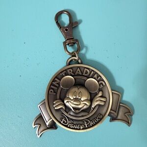 Disney Pin Trading Lanyard Medallion
